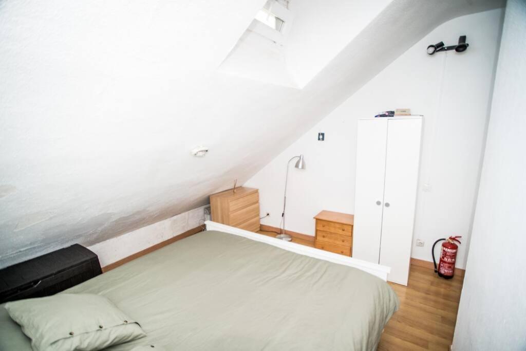 The Apartment Luminoso Duplex En Sierra Nevada Luaran gambar