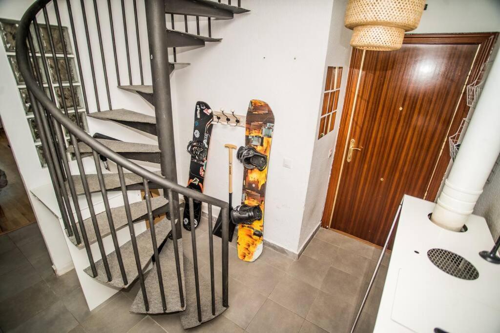 The Apartment Luminoso Duplex En Sierra Nevada Luaran gambar