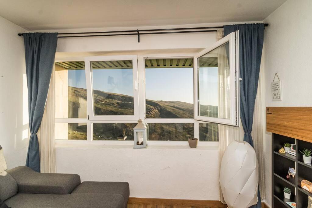 The Apartment Luminoso Duplex En Sierra Nevada Luaran gambar
